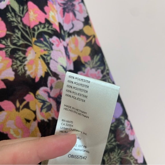 NWT New Free People Floral Cropped Ruffle Maybel Tie-Front Blouse Top Size XS - Picture 8 of 8